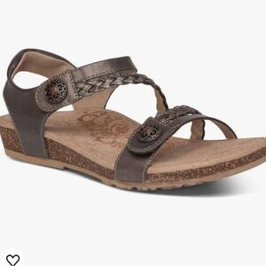 Aetrex Jillian Quarter Strap sandals